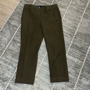 Ann Taylor petite curvy fit olive green cropped dress pants size 4p